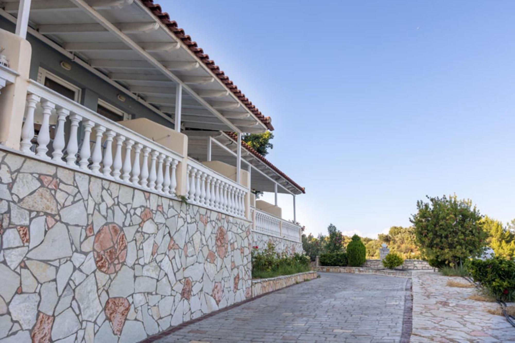 Hotel Pansion Koroni L'Antic Zewnętrze zdjęcie