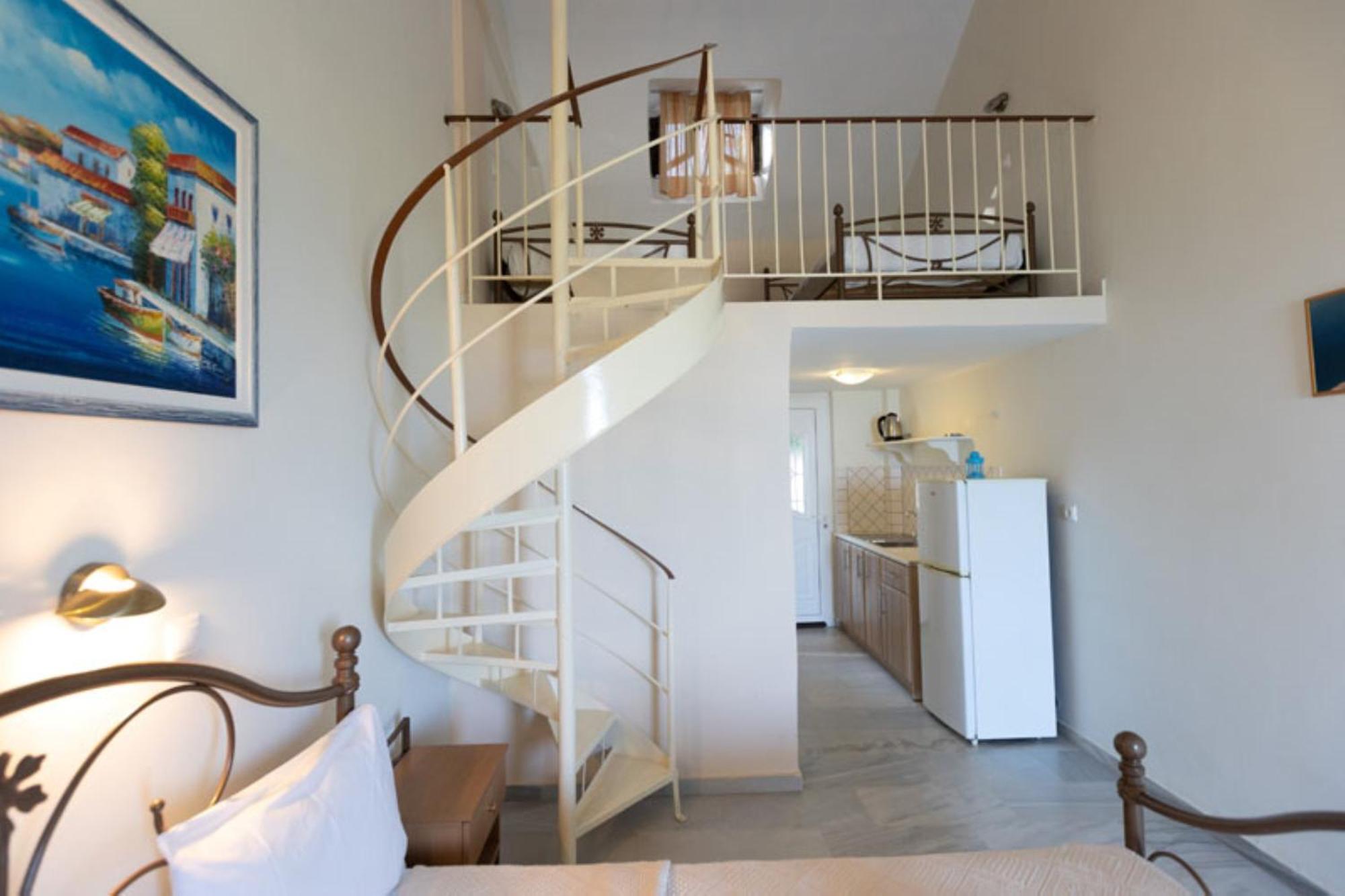 Hotel Pansion Koroni L'Antic Zewnętrze zdjęcie