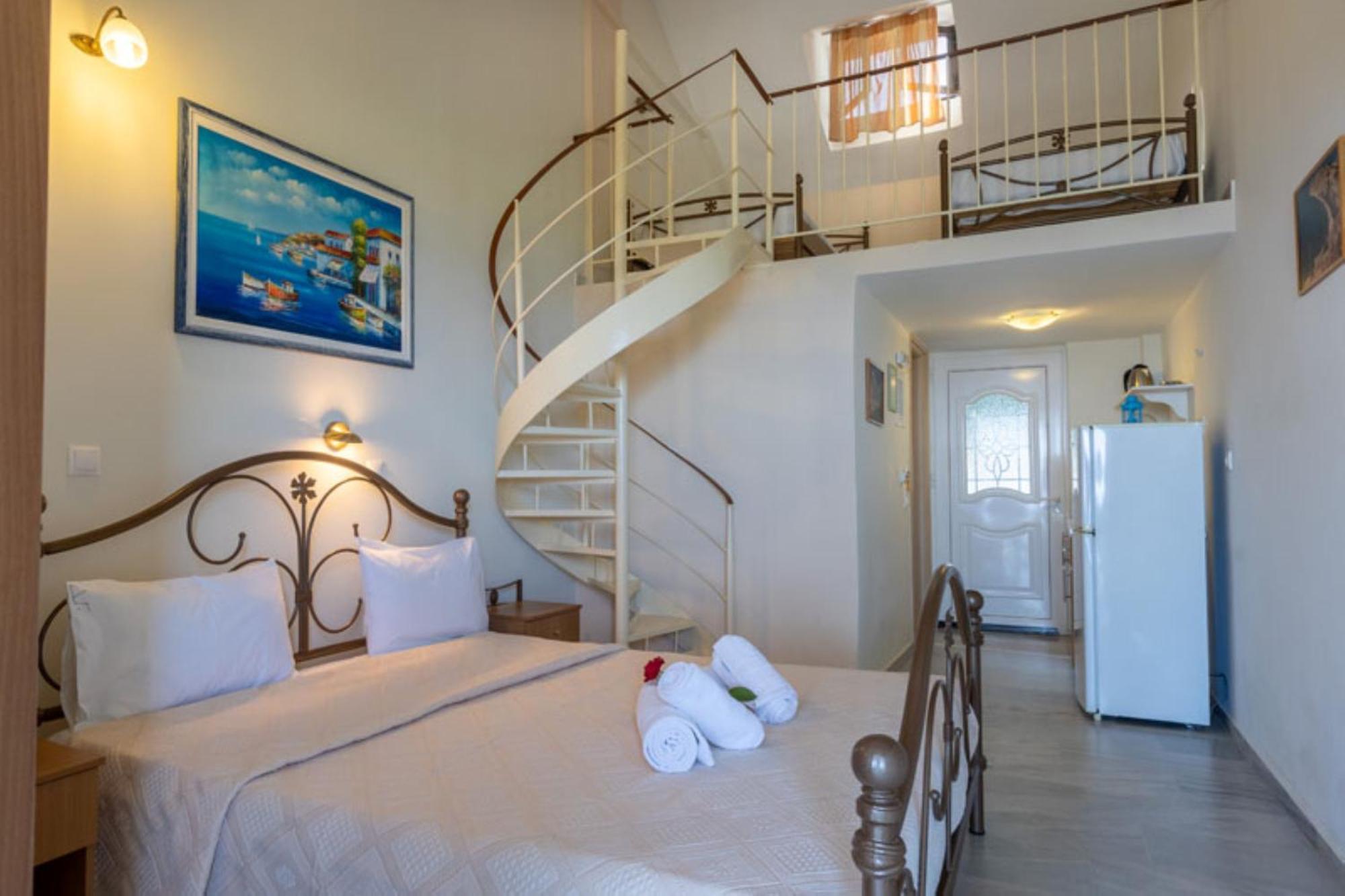 Hotel Pansion Koroni L'Antic Zewnętrze zdjęcie