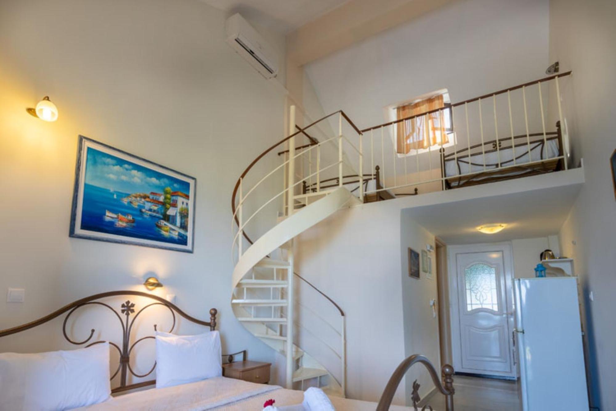 Hotel Pansion Koroni L'Antic Zewnętrze zdjęcie